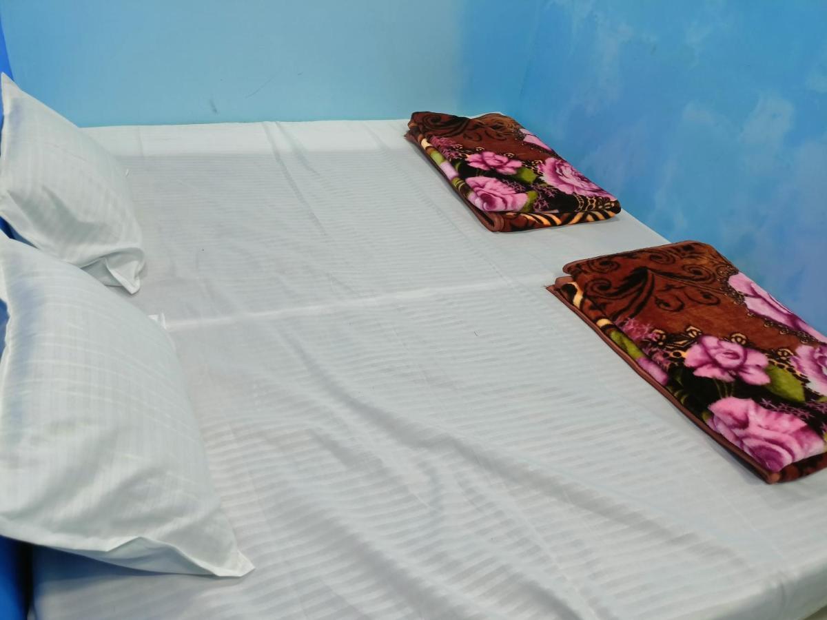 Baba Guest House Ujjain Eksteriør bilde